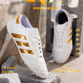 Giày đá bóng ba sọc CT3