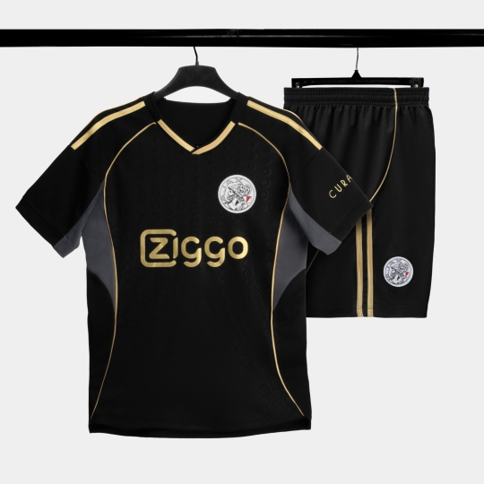 Strivend Ajax đen SS26