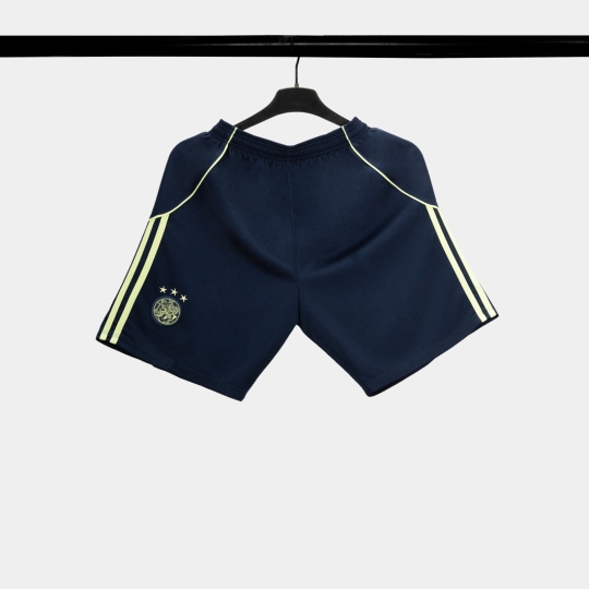 Strivend Ajax xanh đen SS26