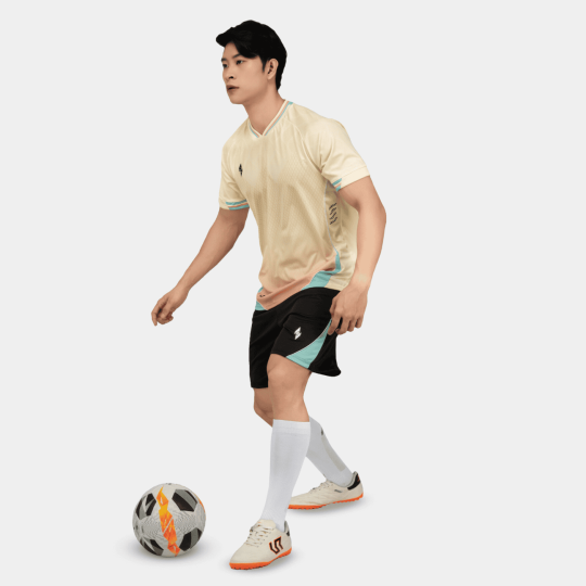 Bộ Quần Áo Bóng Đá Strivend V6 Kem