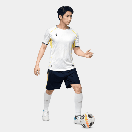 Bộ Quần Áo Bóng Đá Strivend V8 Trắng Vàng