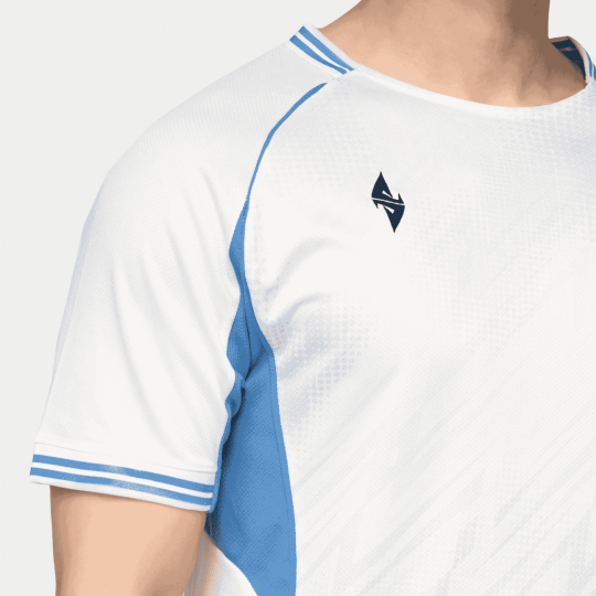 Bộ Quần Áo Bóng Đá Strivend V8 Trắng Xanh